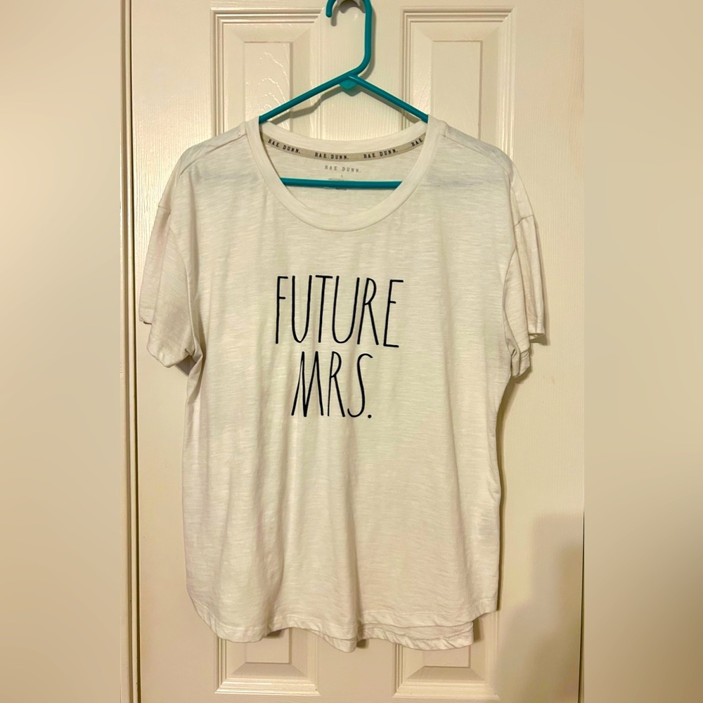 Rae Dunn bride Tshirt Future Mrs. Sz L